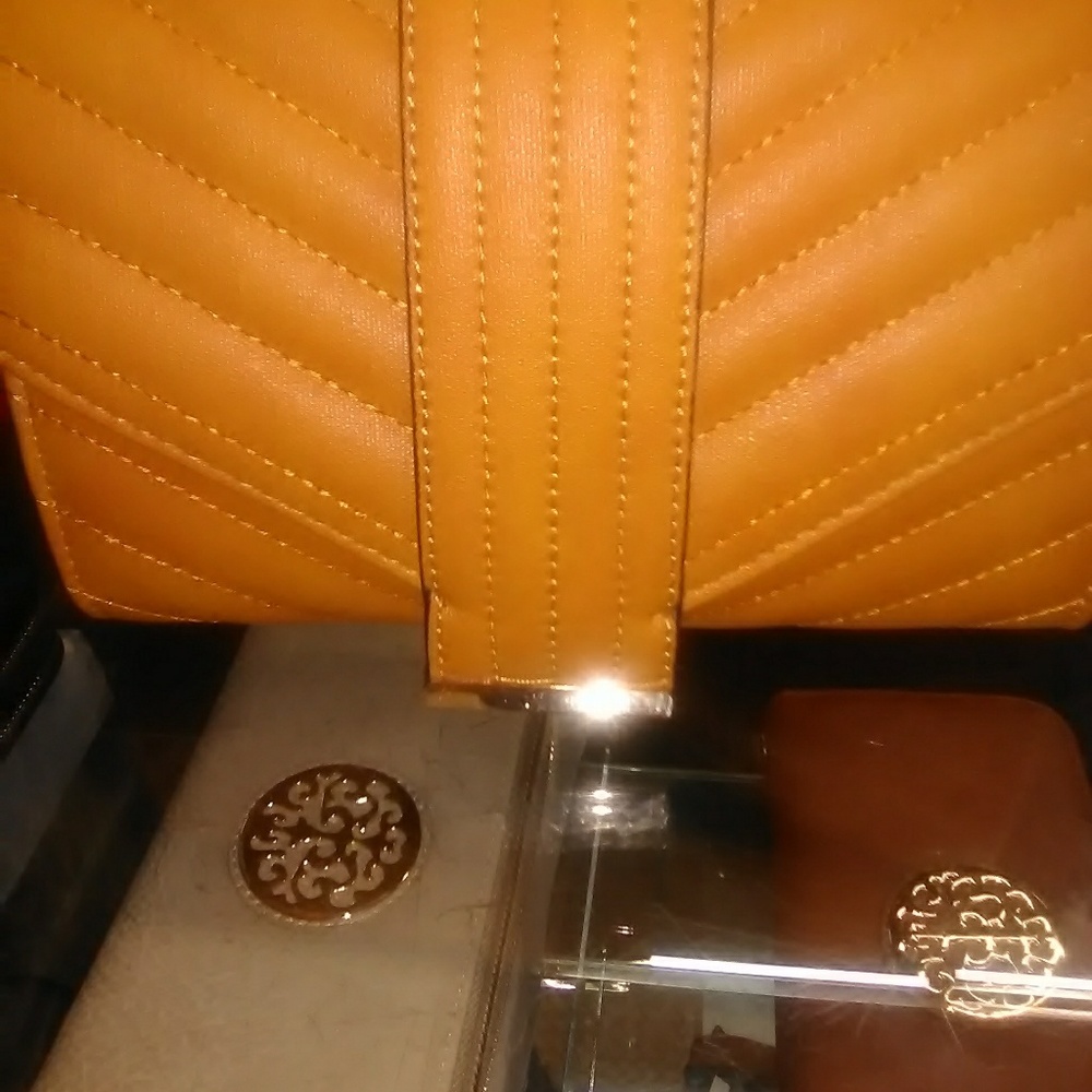 Bag - Picture 2 of 2